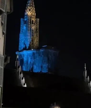 Luxueux Pres De La Cathedrale