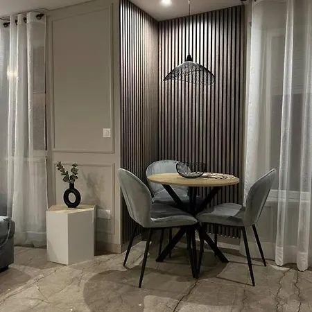 Luxueux Pres De La Cathedrale Lejlighed